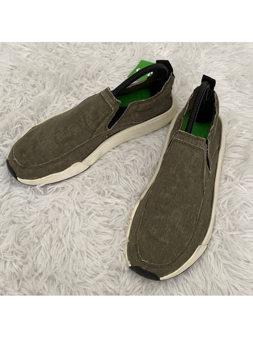 NWT Sanuk brown pull on sneakers
